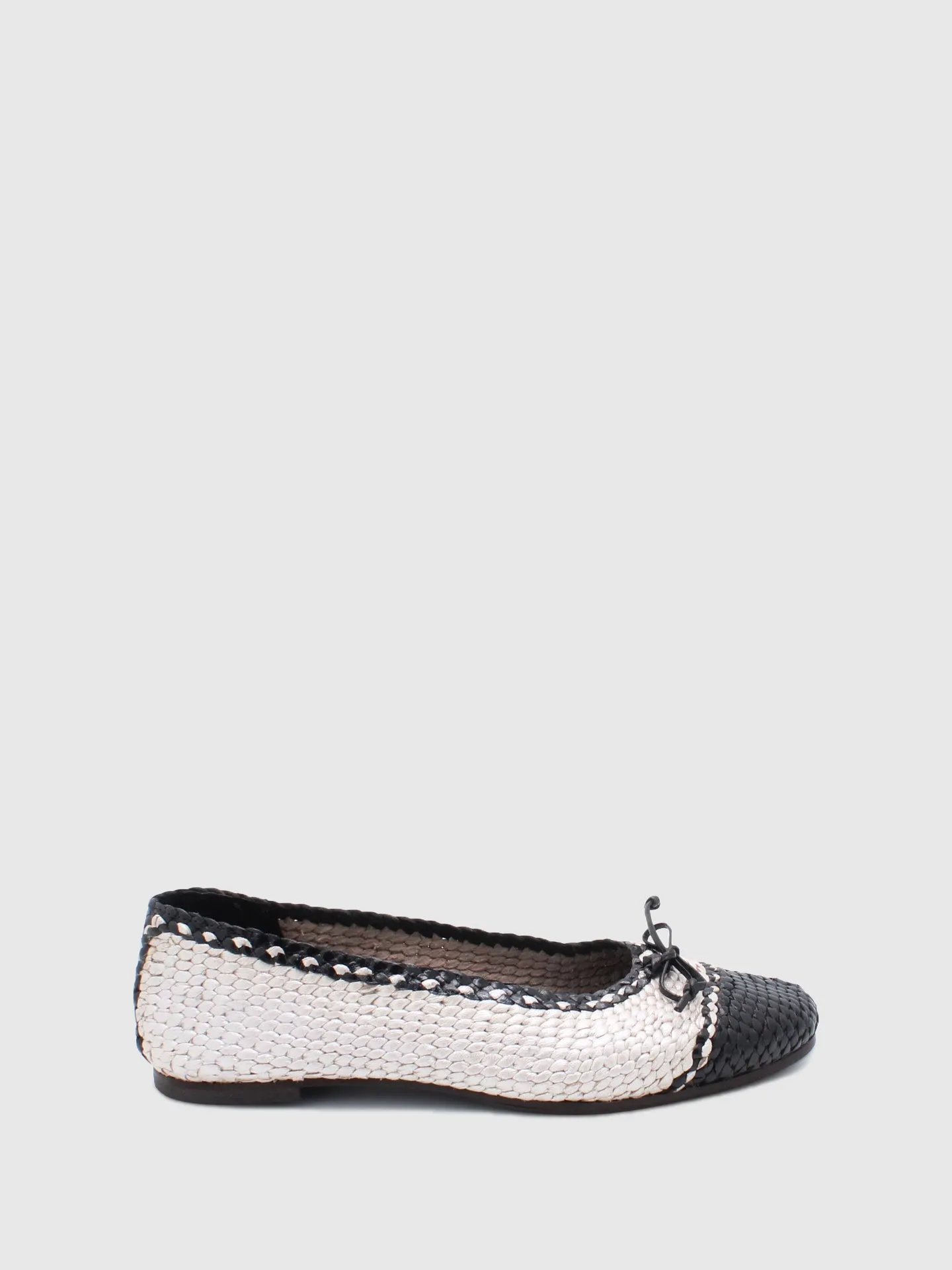Beige/Black Classic Loafers