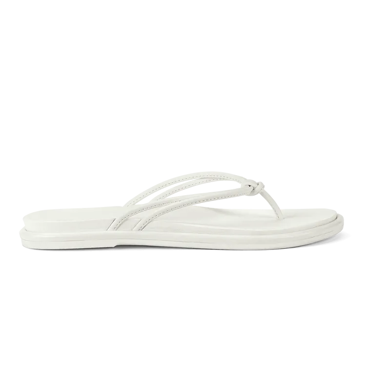 OluKai 'Aka White / White Women's Sandals