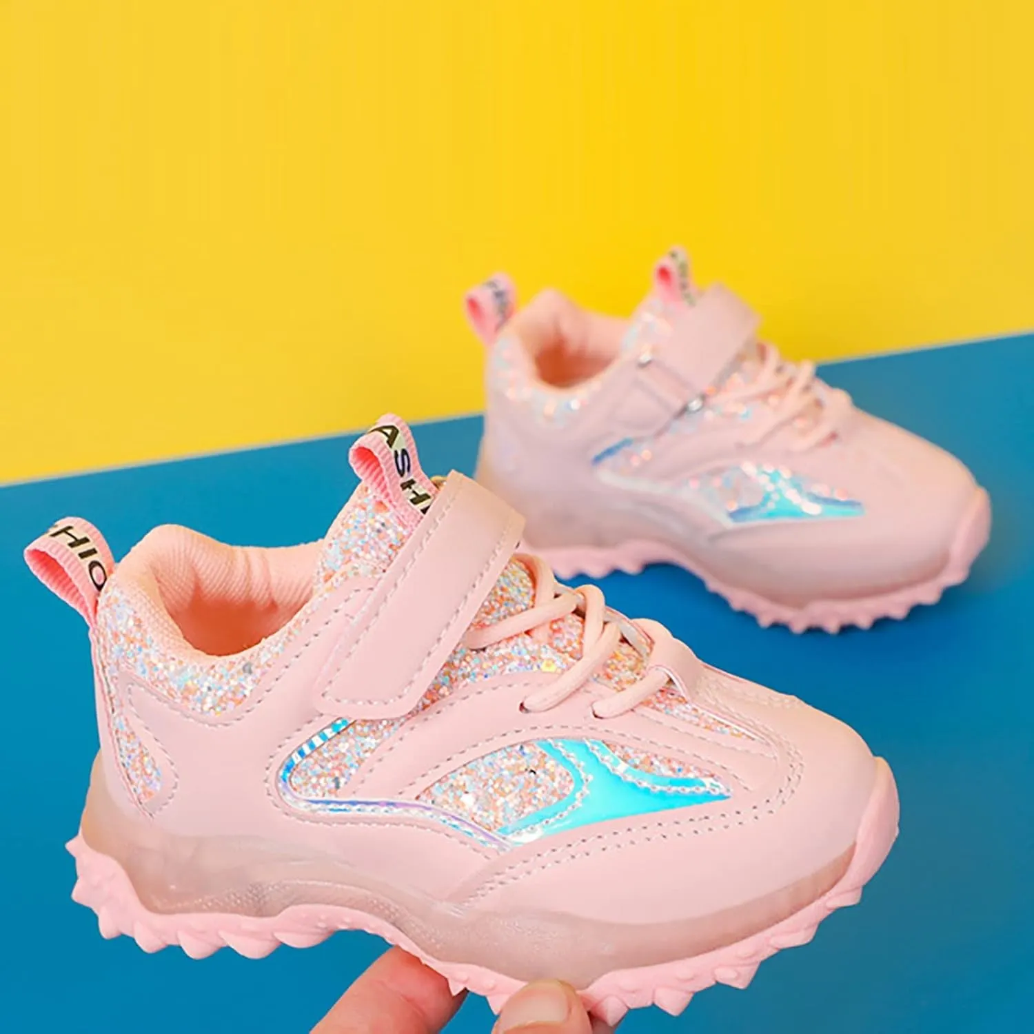 Toddler Boys Girls Sneakers Kids Light Up Shoes Flashing Non Slip Soft Lightweight Kids Sports Shoes Hiking Shoes
