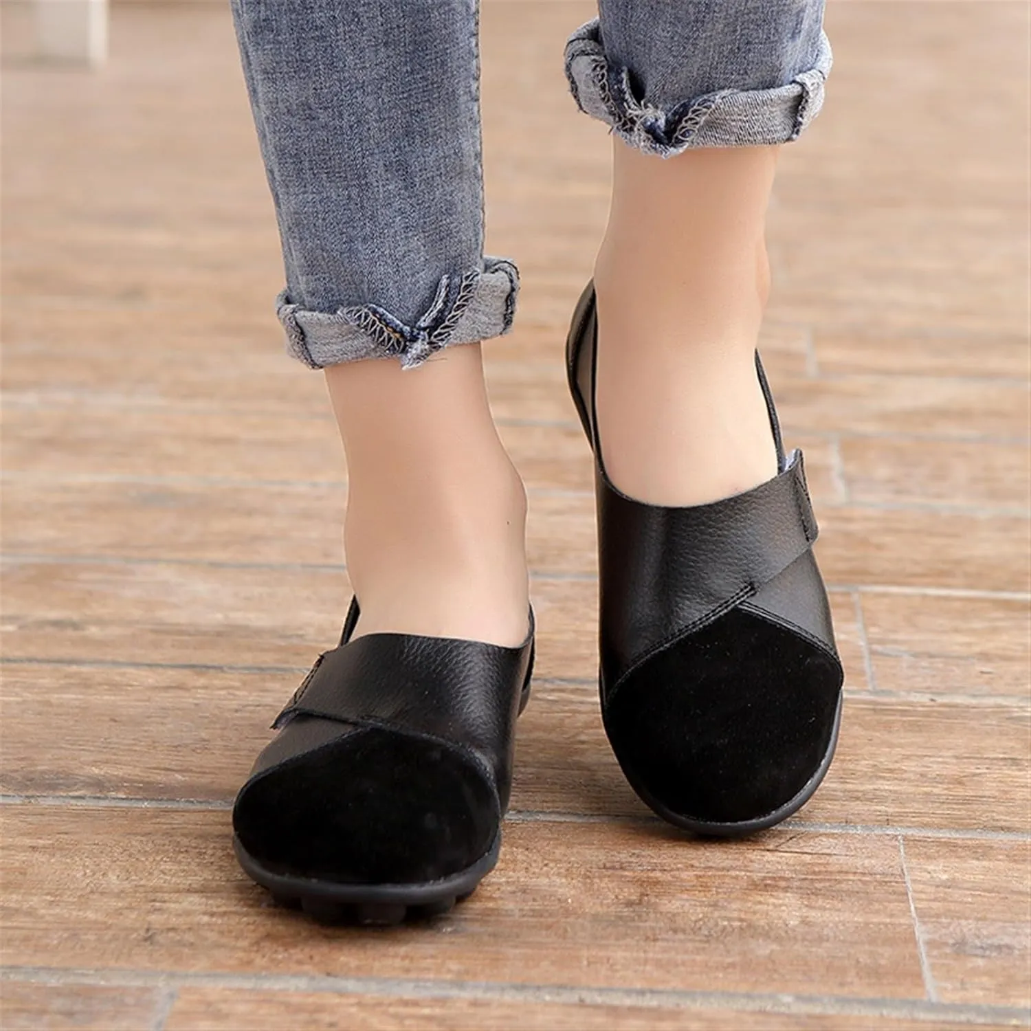 Women's Hook and Loop Loafers Suede Slip on Driving Walking Flat Sandals, Outdoor Versatile Round Toe Orthopedic Moccasins for Daily