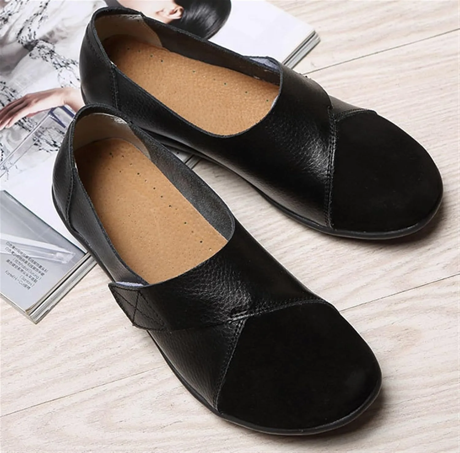 Women's Hook and Loop Loafers Suede Slip on Driving Walking Flat Sandals, Outdoor Versatile Round Toe Orthopedic Moccasins for Daily